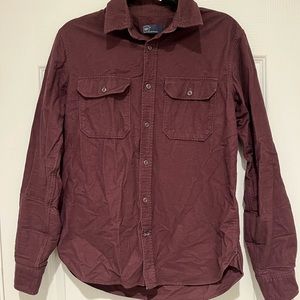 Gap Mens Button Down in Maroon Size S